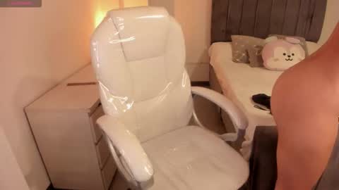 Snapshot of lilu_ds chatting on September 17, 8:45 pm Lilu online show from September 17, 8:45 pm