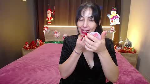 lilugrants online show from December 15, 8:16 pm