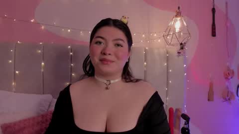 lily_cherry0 online show from November 27, 9:55 pm
