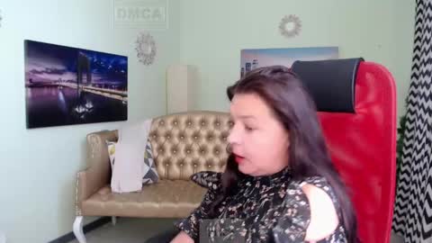 Lily online show from May 26, 6:41 am