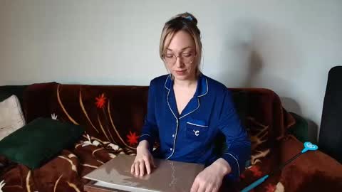 Lily LaBeau online show from March 20, 1:21 am