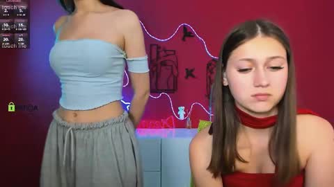 Lily online show from May 16, 11:58 pm