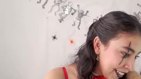 Snapshot of lily_robertss_ chatting on October 23, 3:24 pm Lily Roberts online show from October 23, 3:24 pm