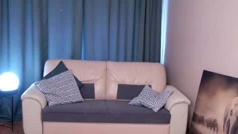 Lily Spark online show from May 13, 3:05 am
