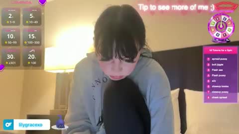 Lily Grace online show from April 3, 11:55 pm