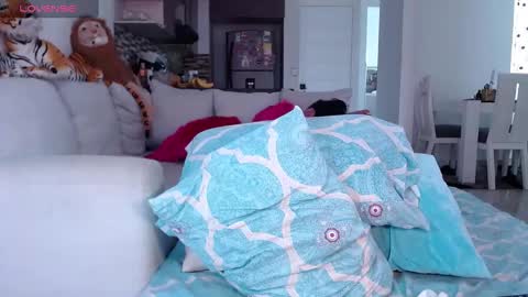Lily.. online show from February 14, 4:52 pm