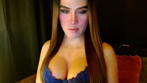 IM YOUR TRUE GODESS Lilymonstercock online show from March 10, 7:33 am