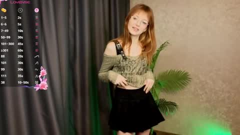 Lily online show from April 21, 6:15 pm