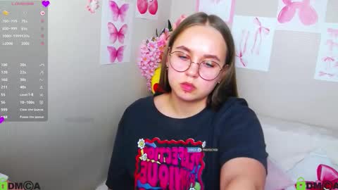 Lily online show from September 14, 2:51 pm