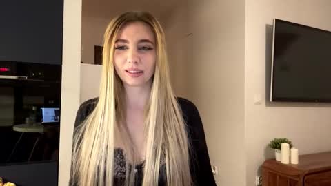 Lily online show from March 16, 6:34 pm