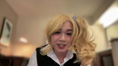 lilyxoxoxo online show from January 13, 5:01 am