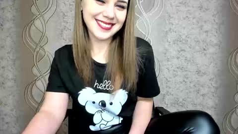    online show from March 11, 11:13 am