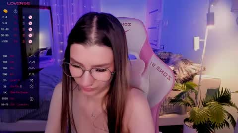 Lina online show from April 23, 12:29 pm