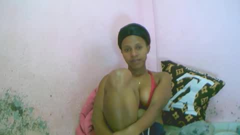 linah1123 online show from February 1, 7:27 am