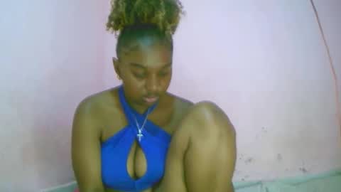 linah1123 online show from October 17, 9:24 am