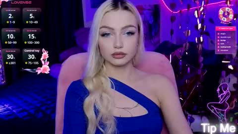 I am Lina online show from March 12, 4:22 pm