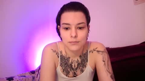 linanight online show from April 22, 6:26 pm