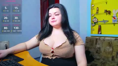 Lina online show from March 25, 9:16 am