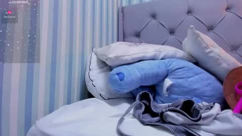 L I N A  online show from January 22, 9:13 am