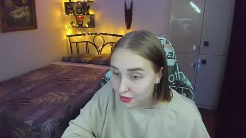 Lina online show from July 1, 9:34 pm