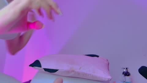 LINAY And VALENTINA - INSTAGRAM LINAY MVP online show from November 20, 9:23 pm