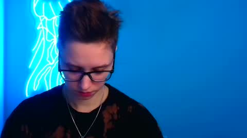 Linda online show from March 4, 5:03 pm