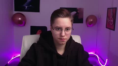 Linda online show from February 16, 10:21 am