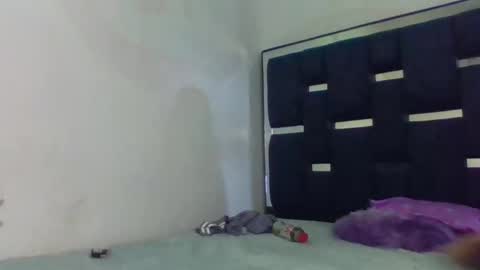 linda      online show from September 16, 10:57 pm