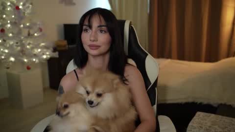 Call me Linda online show from December 17, 11:50 am