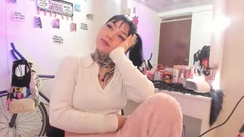 linda miller online show from February 25, 4:27 am