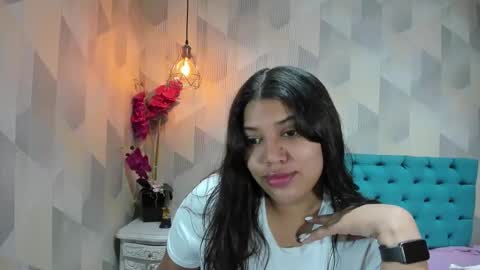    online show from May 26, 11:05 am