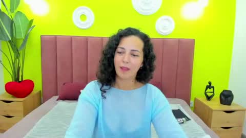 Linda online show from June 12, 3:16 am