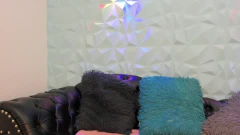 lindsay_cg online show from May 25, 12:22 pm
