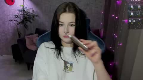 Lina online show from July 8, 6:06 am