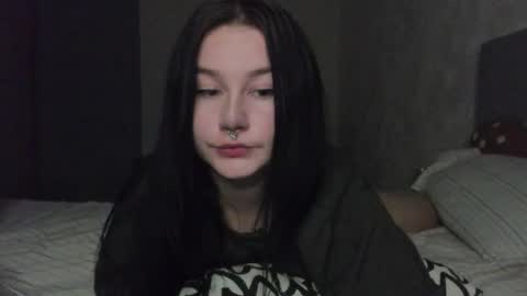 Lina online show from April 9, 3:18 pm