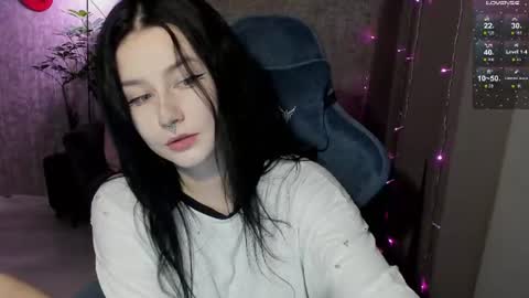 Lina online show from July 22, 2:19 pm