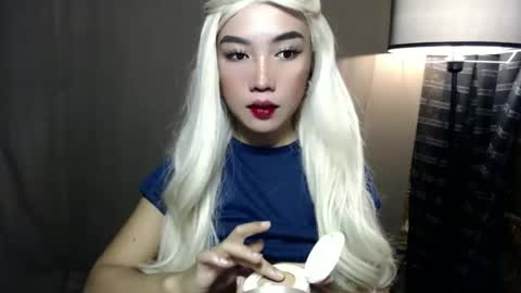 linkingqueens online show from November 21, 3:37 am