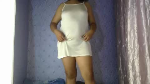 liora online show from November 28, 4:53 am