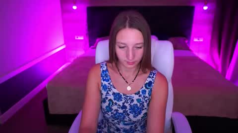 Lia online show from September 17, 4:54 pm