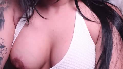 Snapshot of lireesa chatting on September 13, 3:20 am Lire online show from September 13, 3:20 am