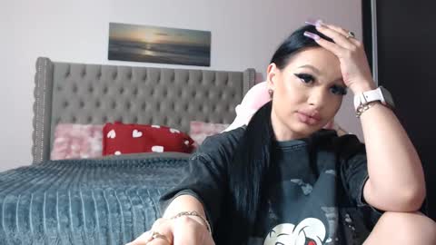 Lisa online show from February 3, 8:35 pm