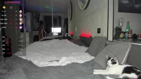 Lisa online show from October 19, 4:17 am