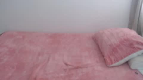 Lisa Santos online show from February 3, 2:32 pm