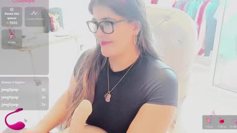 Lisa online show from December 19, 3:08 pm