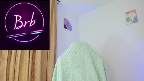 Lisa Thompson online show from March 6, 4:22 am