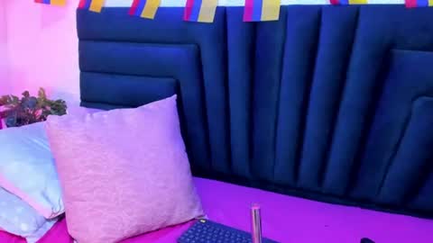 lisa white  online show from July 15, 10:36 pm