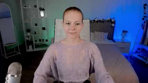 Lisa Aris online show from June 15, 2:36 am