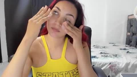 Andrea and Charlotte online show from April 7, 12:56 am