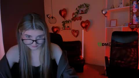 lissa_night online show from February 22, 8:55 pm