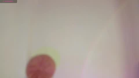 lissa_petitee online show from December 17, 9:10 pm